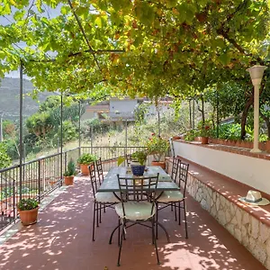 villa-salvatore-capaci-90044.sicilyhotelsitaly.net/